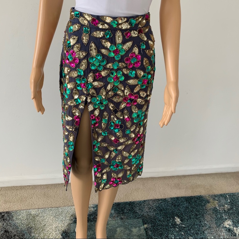 Virgos Lounge Skirt